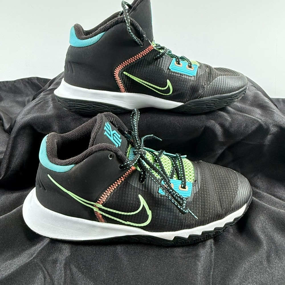 Nike Boys Kyrie Flytrap 4 Black Blue Basketball Shoes Sneaker Sz 6.5Y CT5537-003
